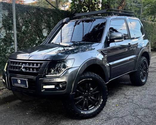 MITSUBISHI PAJERO FULL 3.8 HPE 4X4 V6 24V GASOLINA 2P AUTOMÁTICO